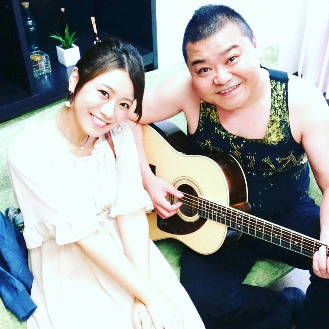 川畑泰史さんのインスタグラム写真 - (川畑泰史Instagram)「今日はとあるPVの撮影～～ テンションマックス！  #新喜劇 #だけでもええのに #またまた #夢が叶いました #愛にゃん #可愛い #福本愛菜 #元 #NMB #川畑泰史 #現  #KPP」5月28日 15時52分 - kawabatayasushi