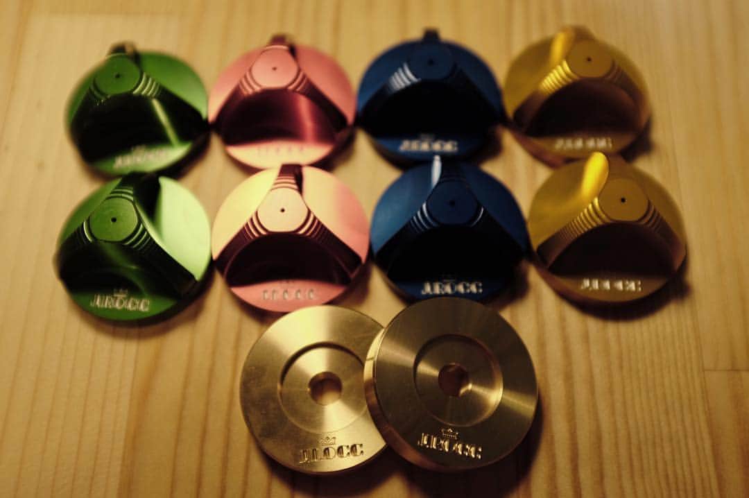 UNION PRODUCTSのインスタグラム：「- ☆Special orders☆ Thank you Funky President!! @jrocc210 ・ ・ #unionproducts#union_products #vinyl#45adapter#45s#jrocc#beatjunkies #madeinjapan#milling#turning」