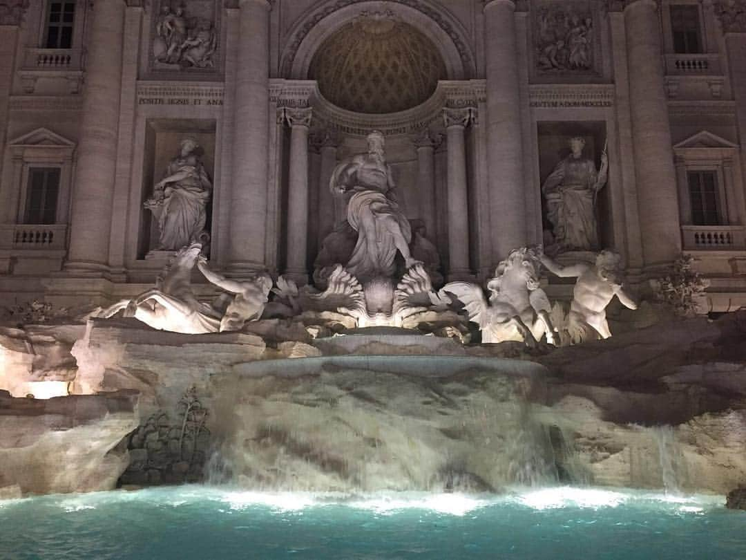 ドミニク・ティエムさんのインスタグラム写真 - (ドミニク・ティエムInstagram)「#trevifountain #rome #one #of #the #best #citys #bamos」5月8日 15時13分 - domithiem