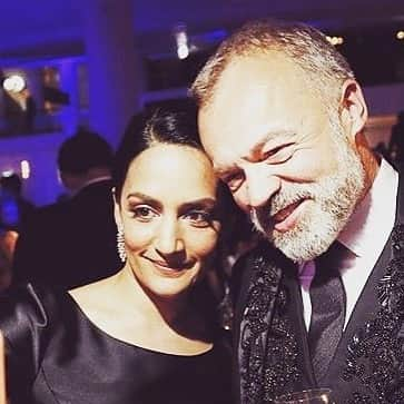 アーチー・パンジャビのインスタグラム：「#GrahamNorton always makes me smile!」