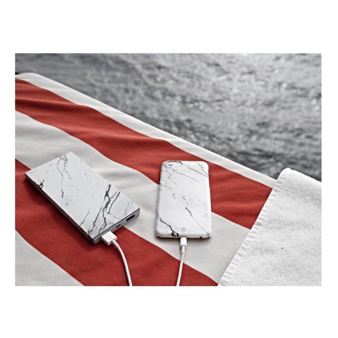 ケースシナリオのインスタグラム：「Is it summer yet?! 😎🌴🏄🏼 Thank you for the pic! @lucywillshowyou #monaco #marble #iphone #case #charger #summer #beach #style #regram」