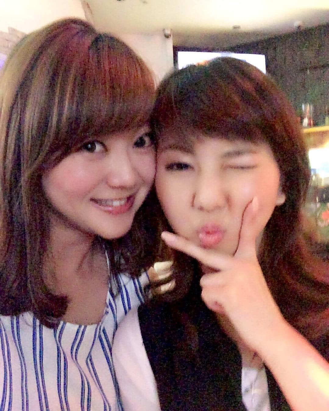 井上英里香さんのインスタグラム写真 - (井上英里香Instagram)「#ネイルサロンの #オーナーさんと #知り合った  #自由が丘  #グレースオブリリー #歌のうまさ #プロ並み」5月12日 22時27分 - ribbonhome.erika