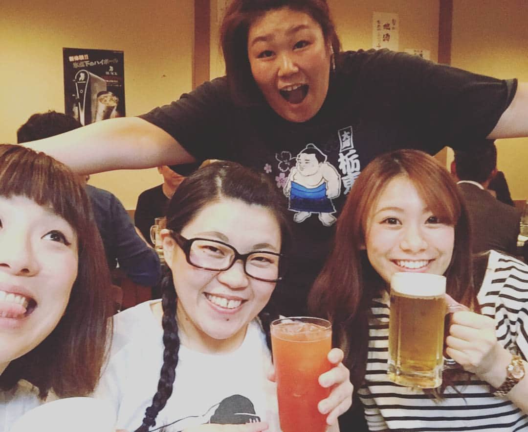 岡田直子のインスタグラム：「昨日の女子会が楽しすぎた件ε٩(๑>ω<)۶з！！！！ #ぢゃいこ #森田まりこ #福本愛菜 #仲間由紀恵 #まりこが勝手に私のことを仲間由紀恵って言って遠回しにいじってきた #亀萬 #西九条 #あいにゃんはブスに囲まれすぎたのでもしかしたら今日はブスになってるかも」