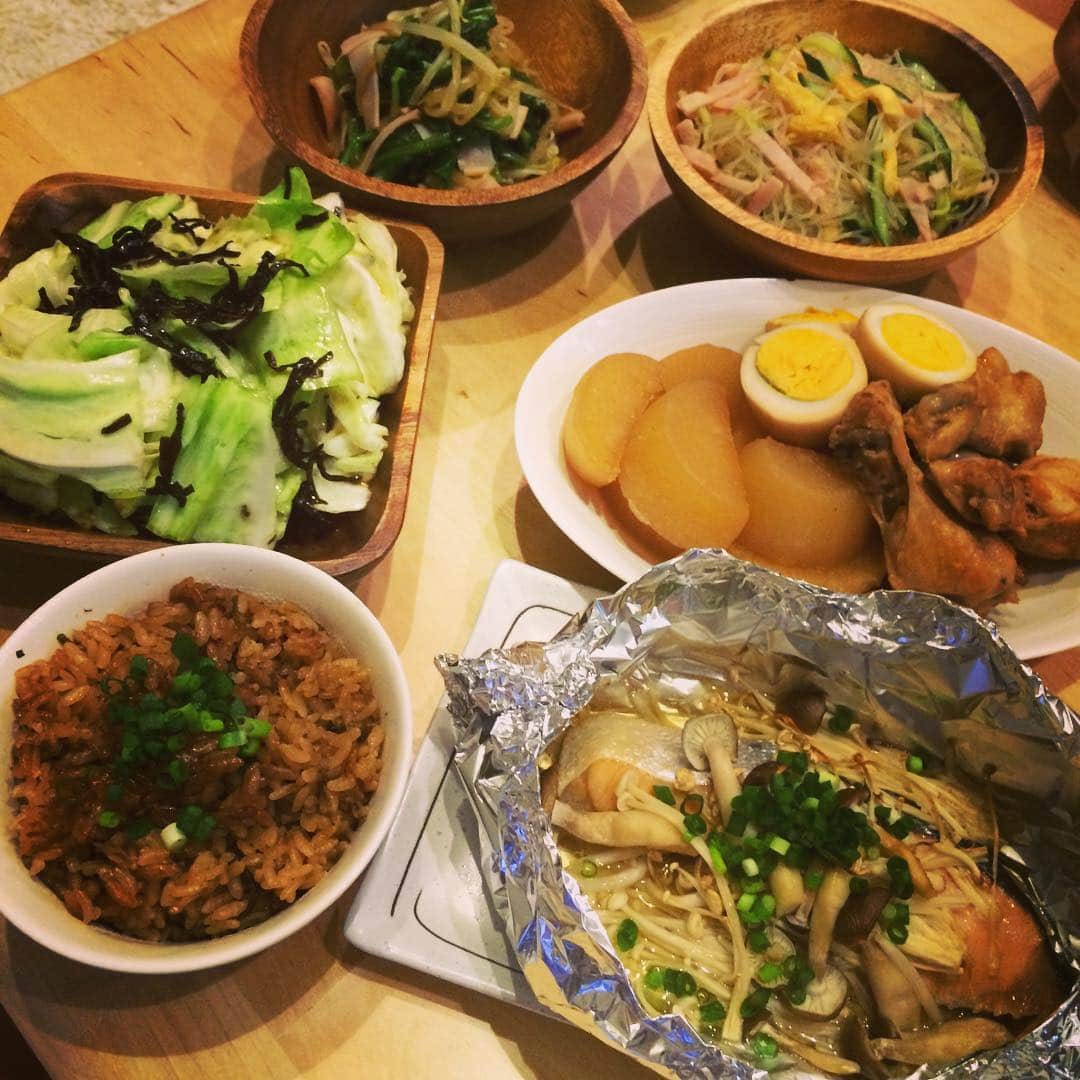 加織さんのインスタグラム写真 - (加織Instagram)「素敵な和食器ほしいなー お料理教室行きたいなぁー」5月14日 0時14分 - kaori_0723