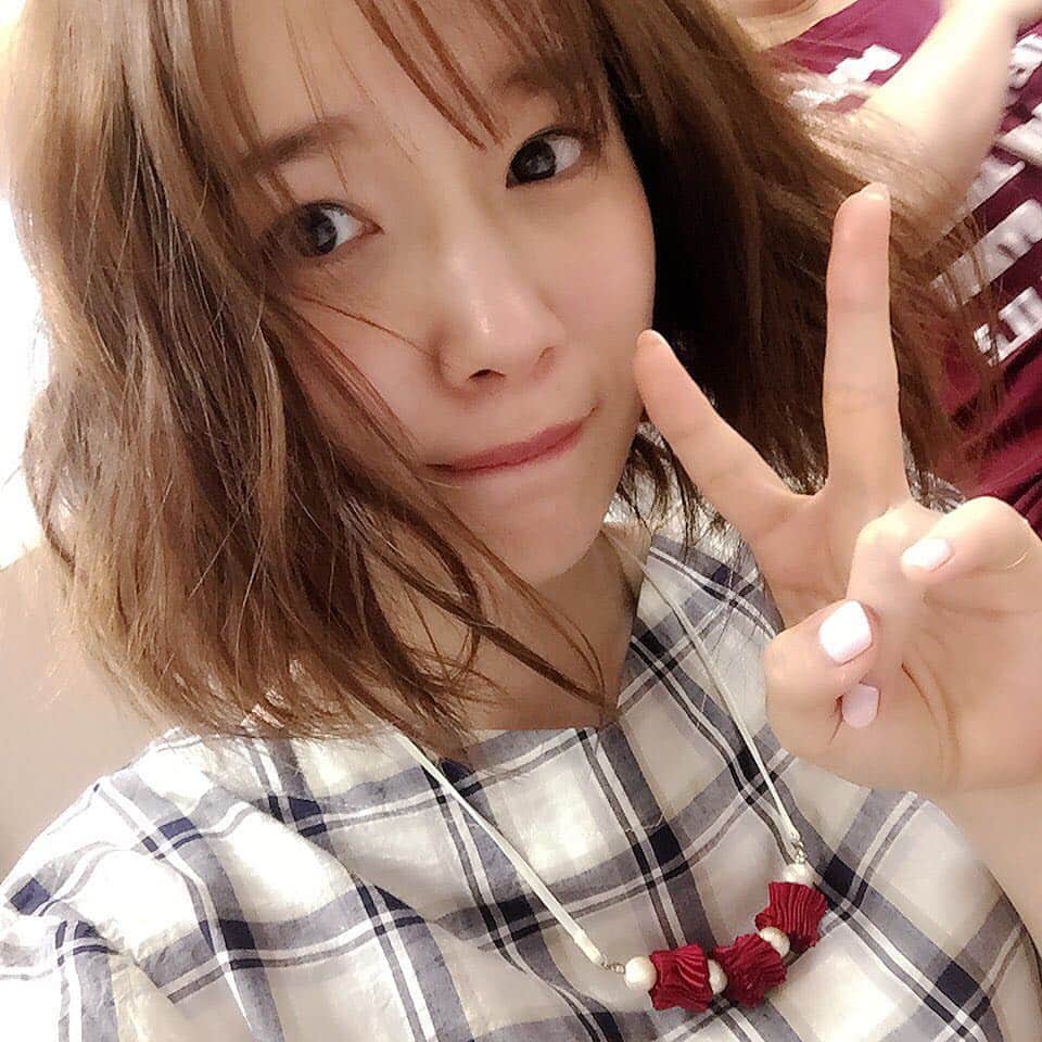 内田真礼のインスタグラム：「リリイベ東京さんかいめ！ ありがとうございましたー！！ 最高なパーティでしたー♬」