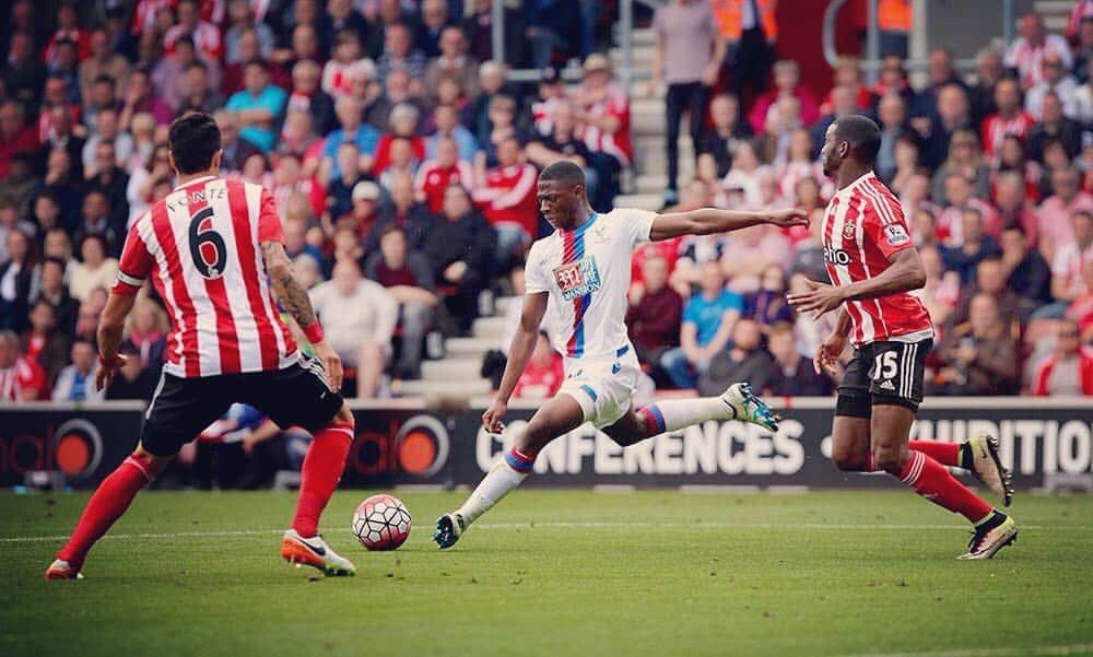 サレー・カイカイのインスタグラム：「A dream come true, thank you to @CPFC for handing me my premier league debut! Proud moment for me, my family and loved ones. Also big thanks to the cpfc fans and everyone else for the constant support ❤️💙」