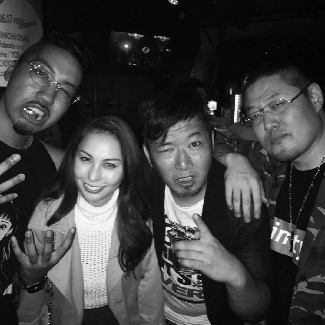 KENSHUのインスタグラム：「with @cherryyukichi @angellagiustini  @jineousmusic  at Vision shibuya .Last Night.」