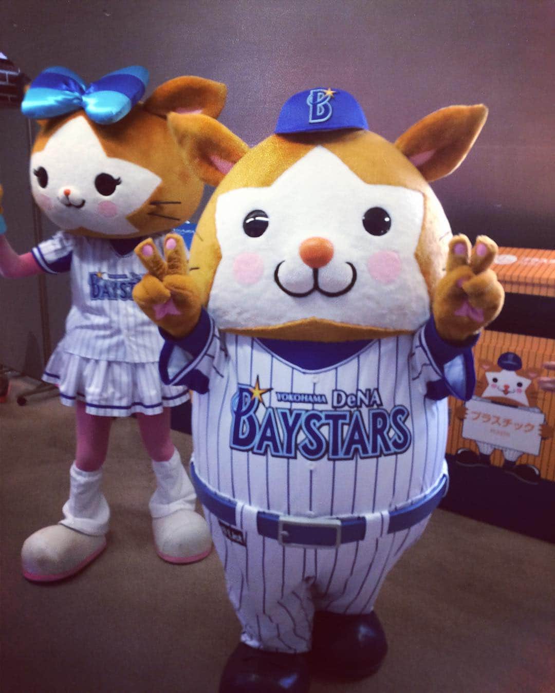 加織のインスタグラム：「だいすきなスターマンにはじめて会えて、大興奮なむすめでした⚾️👶🏻❤️」