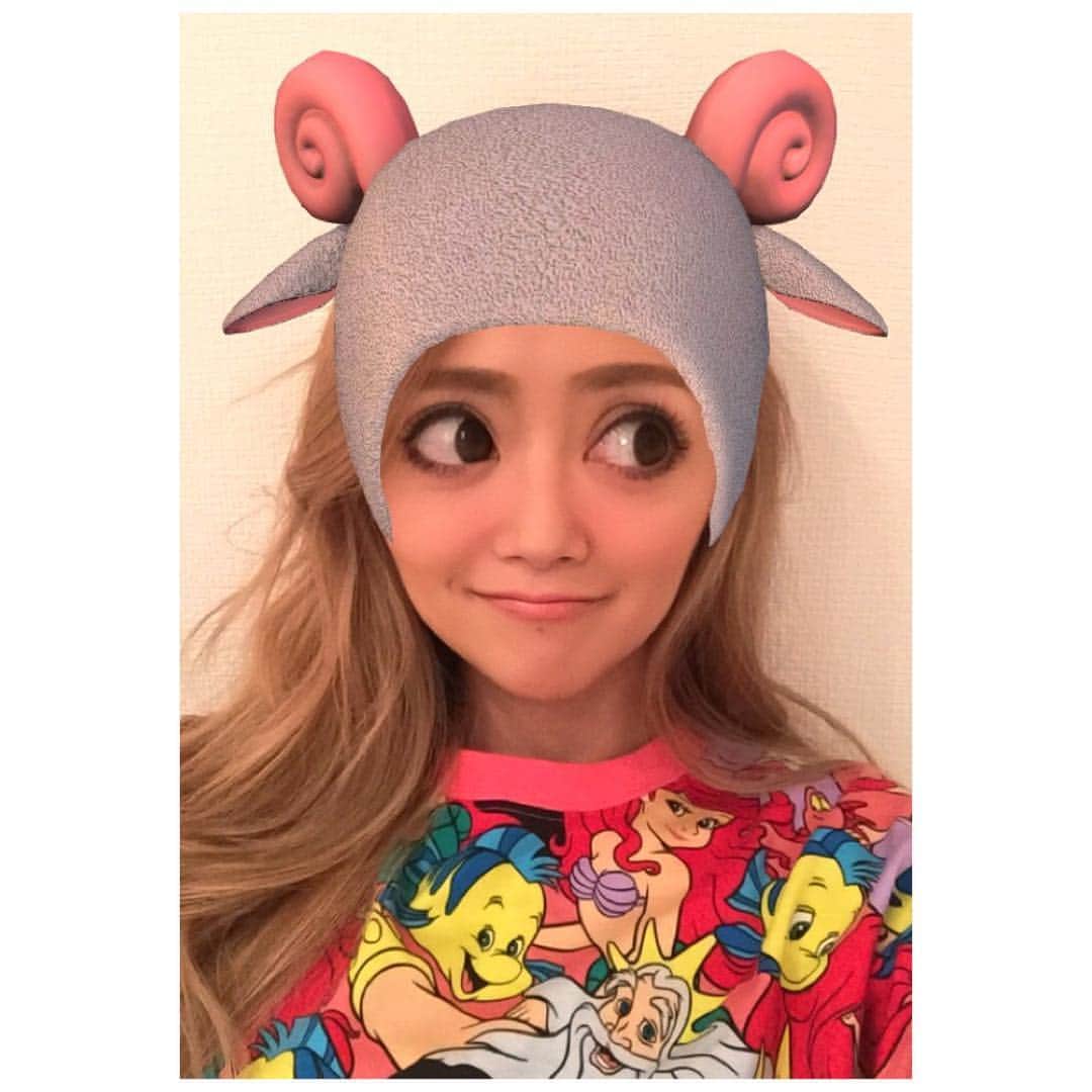 田母神智子さんのインスタグラム写真 - (田母神智子Instagram)「💩💩💩#Snapchat #littlemermaid」5月16日 18時55分 - tomokotamogami