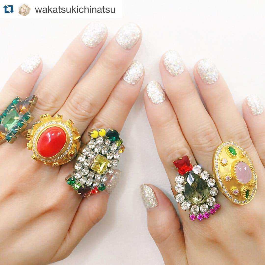 PEACHES & CREAMさんのインスタグラム写真 - (PEACHES & CREAMInstagram)「✨✨💍✨✨ #Repost @wakatsukichinatsu with @repostapp. ・・・ ❤️💗💛💚💙💜 💍✨ @peachesandcream_xxx 💅✨ @jillandlovers」5月17日 18時39分 - peachesandcream_xxx