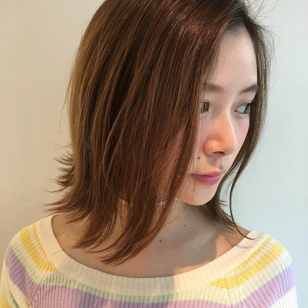 朝日奈央さんのインスタグラム写真 - (朝日奈央Instagram)「今日は外はねにしたよ😆✨✨ #あさひヘアー  #ヘアアレンジ #ボブ #今日はね #外はね」5月18日 22時05分 - pop_step_asahi