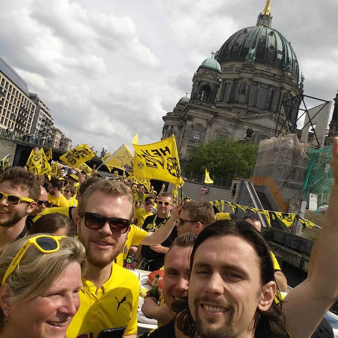 ネヴェン・スボティッチのインスタグラム：「#bvb」