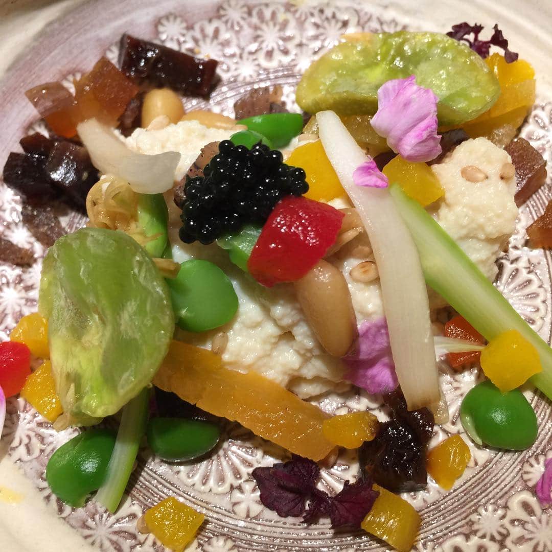 松本隆さんのインスタグラム写真 - (松本隆Instagram)「豆腐の白和え。色が綺麗。」5月22日 22時18分 - takashi_matsumoto_official