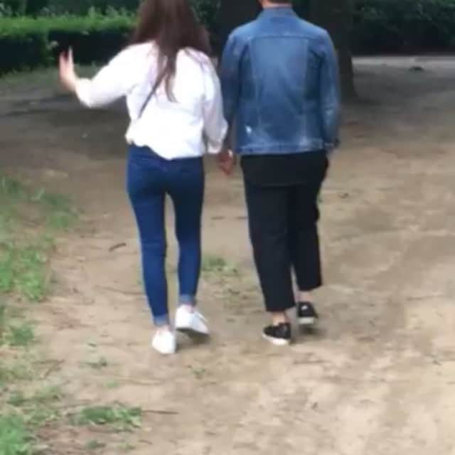 DJGEKIKARAのインスタグラム：「朝っぱらのガールズトークがエグすぎて無理な件…（※決してやらせではありません。リアルトークを間違えてムービーでとってた。） #ガールズトーク #ガールズトーク炸裂 #えぐい #朝から」