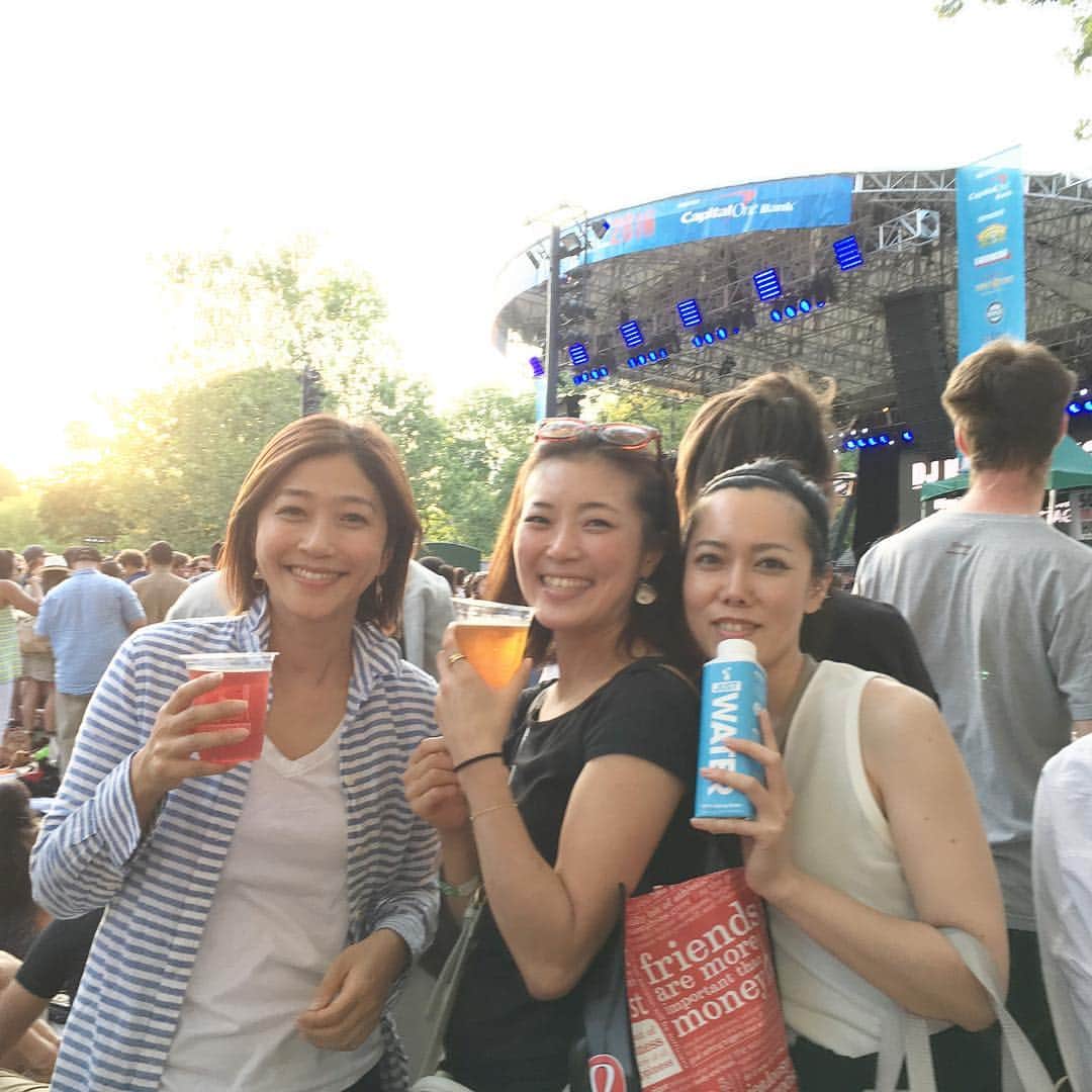 久保田智子のインスタグラム：「Blue note summer stage w/ my yoggie friends from Japan! #kamasiwashington #centralpark #summerstage #bluenote #ニューヨーク #bluenotejazzfestival」