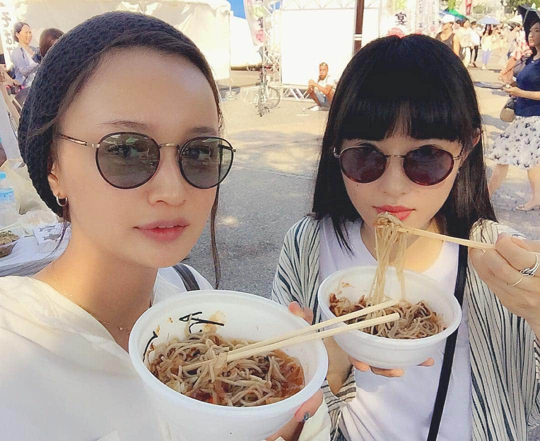 渡部麻衣さんのインスタグラム写真 - (渡部麻衣Instagram)「蕎麦 最&高👌🏼 加圧トレーニングおわりでスッピン蕎麦フェス。 ゆいちゃんやっほーお久しぶりーふ。 #蕎麦フェス #時間差投稿 #蕎麦は飲み物 #蕎麦大好き #それより #なにより #前髪いいね #すごく #いい #よ #こんな黒髪パッツン前髪似合う子他にいる？ #いない」6月20日 8時58分 - mmaaiipp