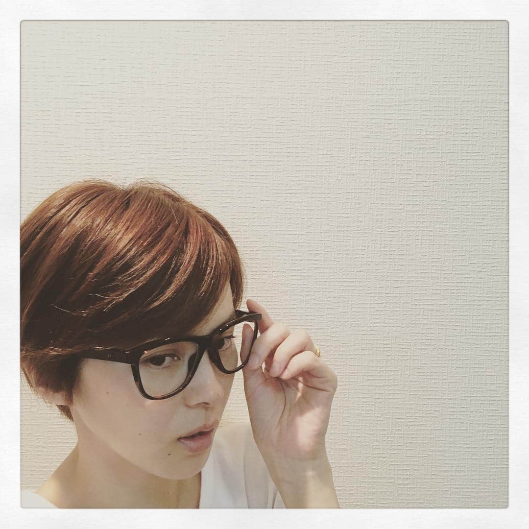 今宿麻美さんのインスタグラム写真 - (今宿麻美Instagram)「サングラスに続き、ダテメGET‼︎ 形、最高‼︎ ありがとうございます‼︎ #OAKLEY #GROUNDED」6月20日 20時28分 - imajuku0107