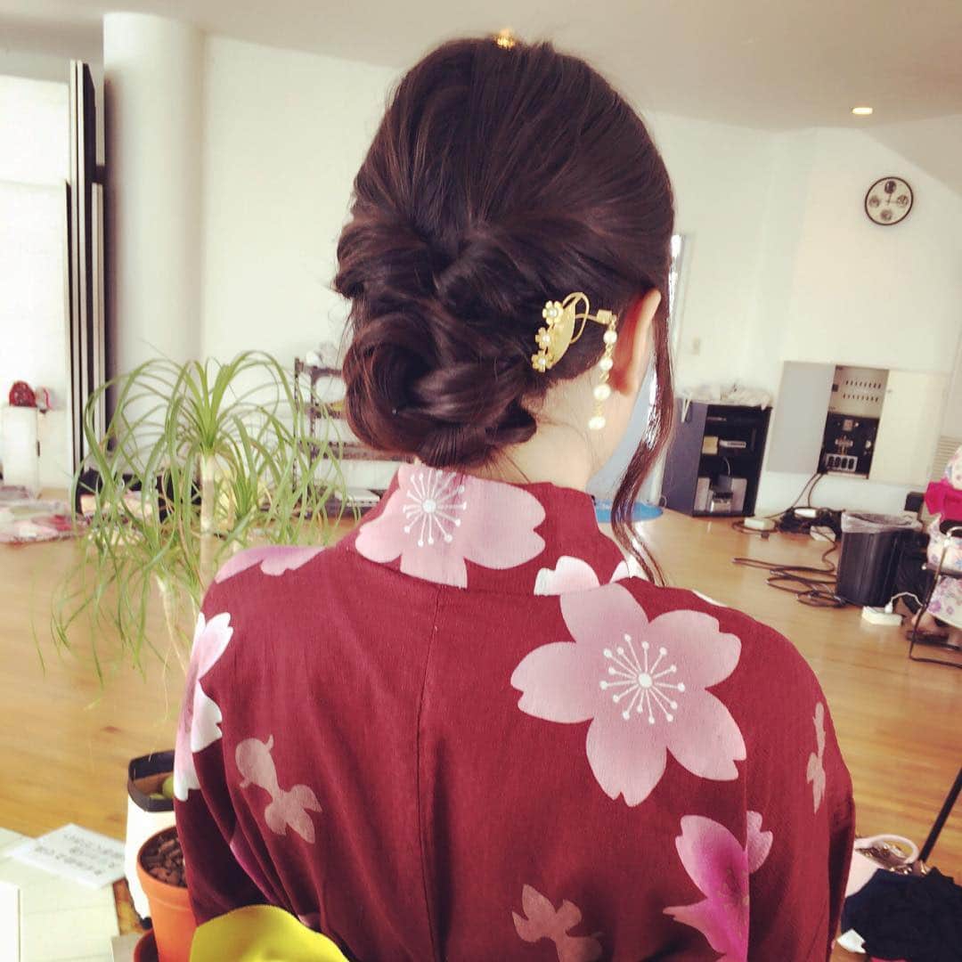 真島かおるのインスタグラム：「後ろ♡」