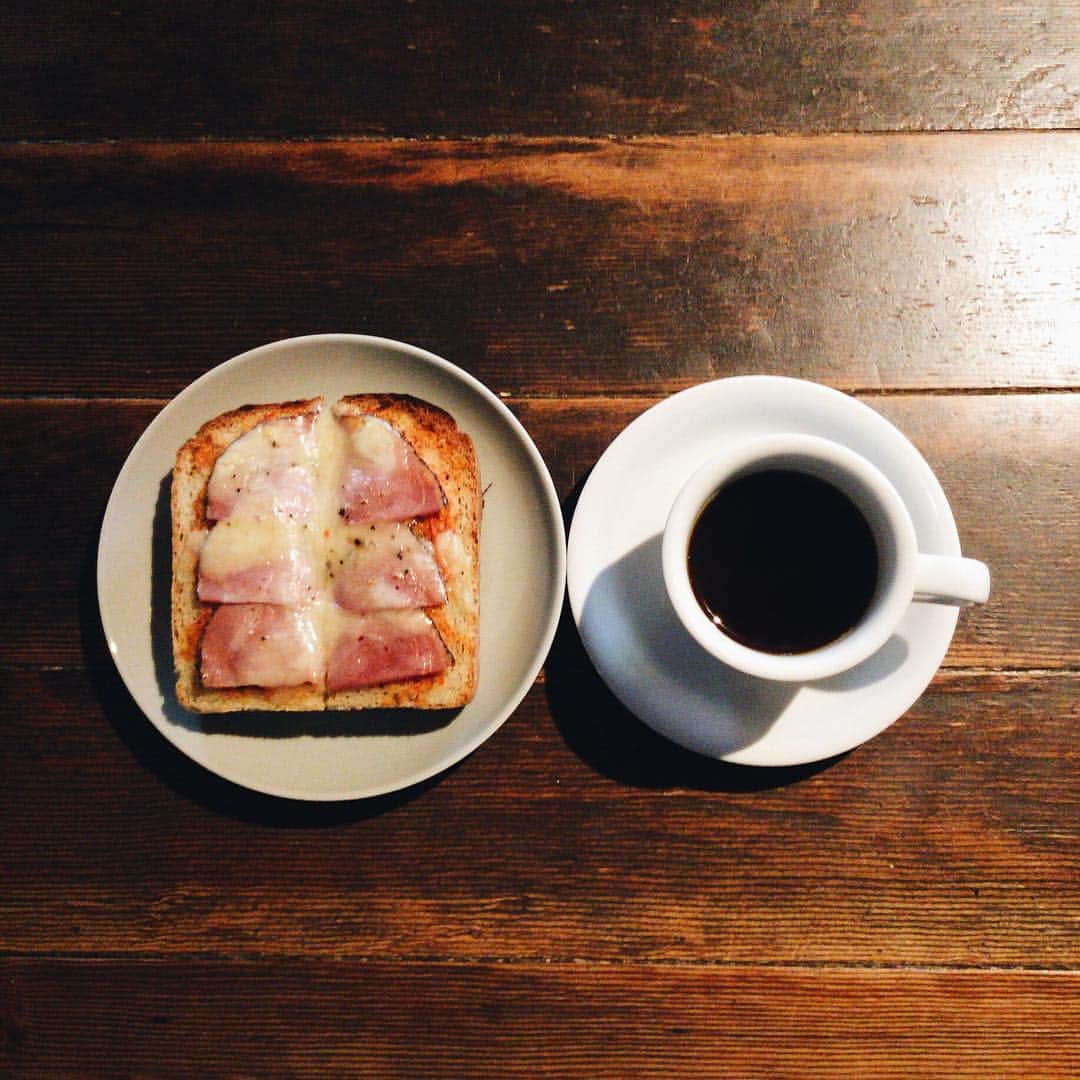 KEINA HIGASHIDEのグルメインスタ