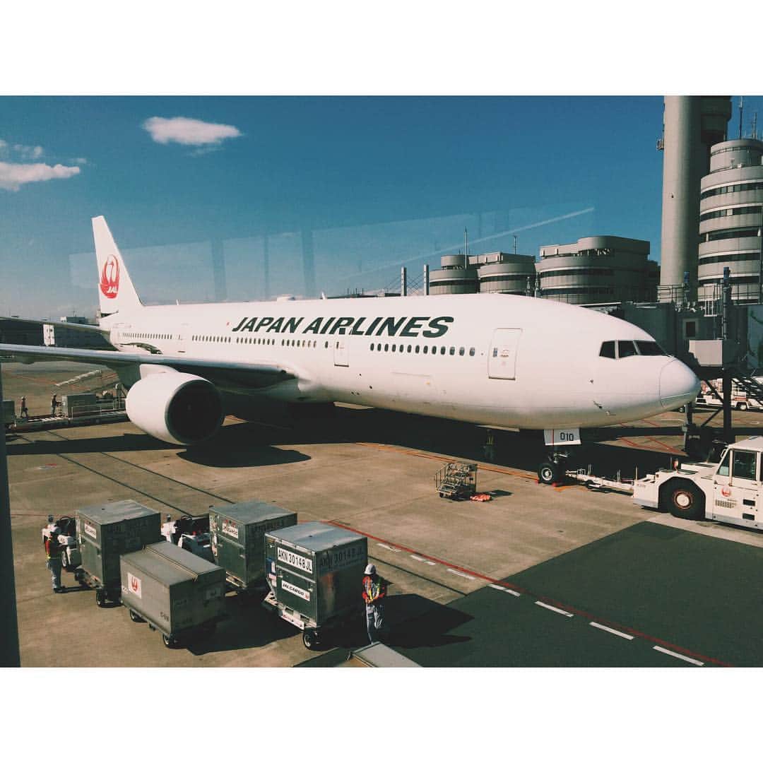 松田るかさんのインスタグラム写真 - (松田るかInstagram)「またね東京〜 #bye #tokyo #longtimenosee #okinawa #returning #plane」6月2日 19時04分 - imrukam