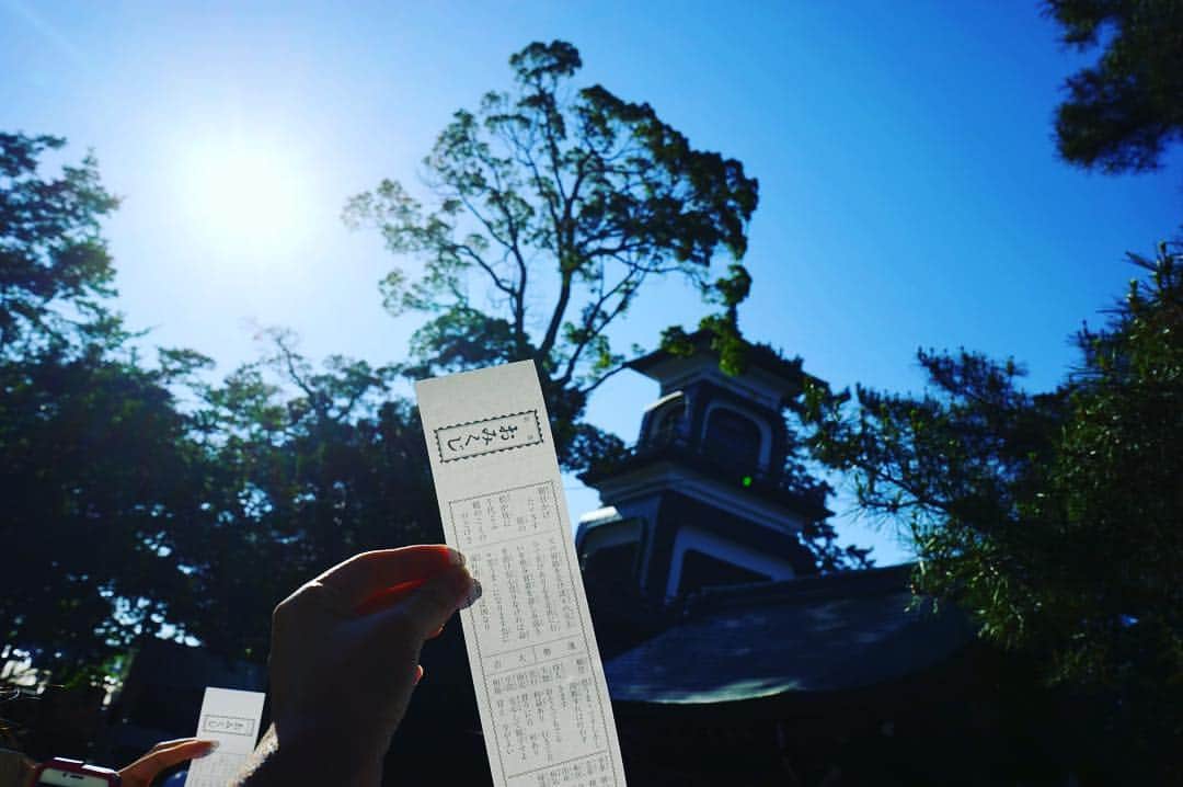 笛木優子のインスタグラム：「明日の百万石祭りのために尾山神社にお参りして来ました！ おみくじ大吉出ました〜〜💛📝 #kanazawa」