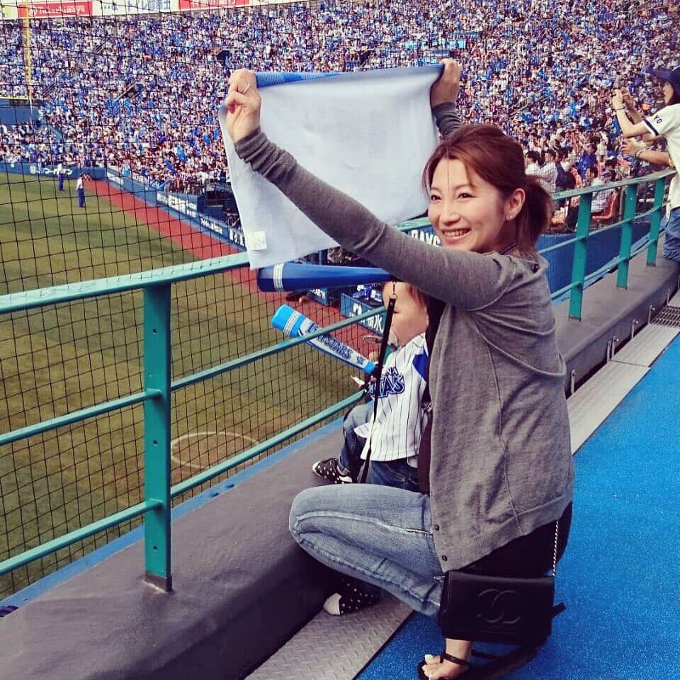 加織のインスタグラム：「ちょーきもちーー⚾️笑  おめでとう❤️ぱぱ❤️❤️ かっこよかったよ！！」