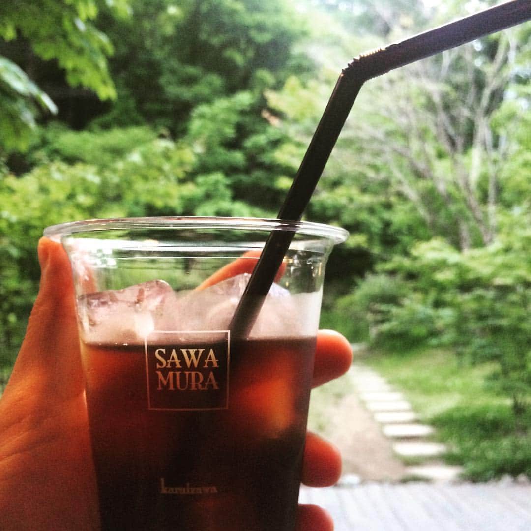 Koya Takeiのインスタグラム：「Coffee!! #coffee #terrace #karuizawa #holiday #forest #珈琲 #sawamurabakery」