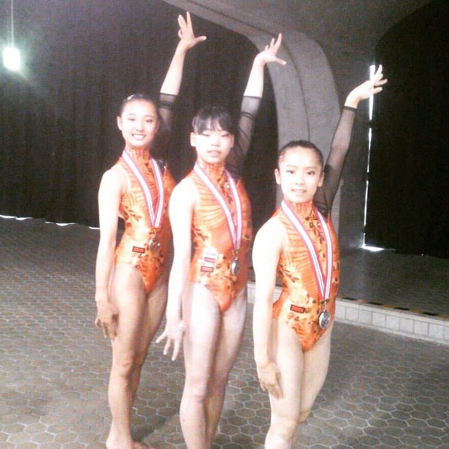 中路紫帆のインスタグラム：「おつかれさまです💐 床3位になれました🙈✨ 応援ありがとうございました！  #全日本種目別 #2016 #リオオリンピック最終選考会」