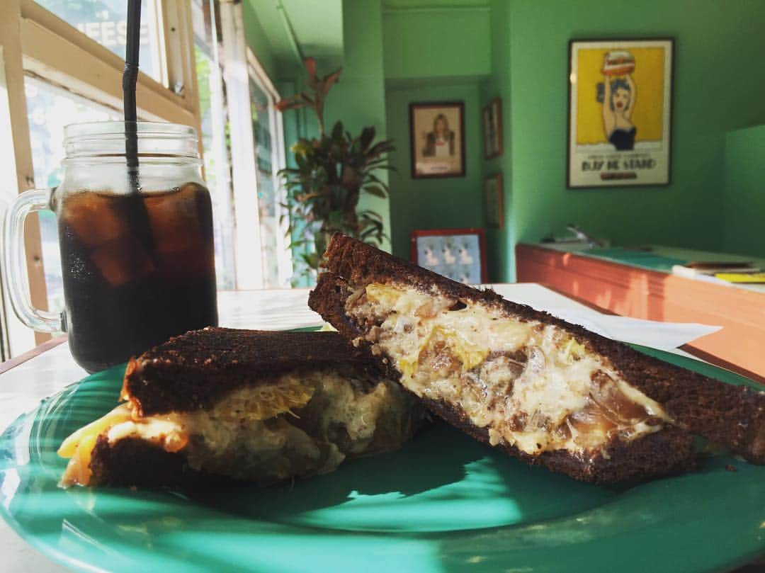 桃のグルメインスタ