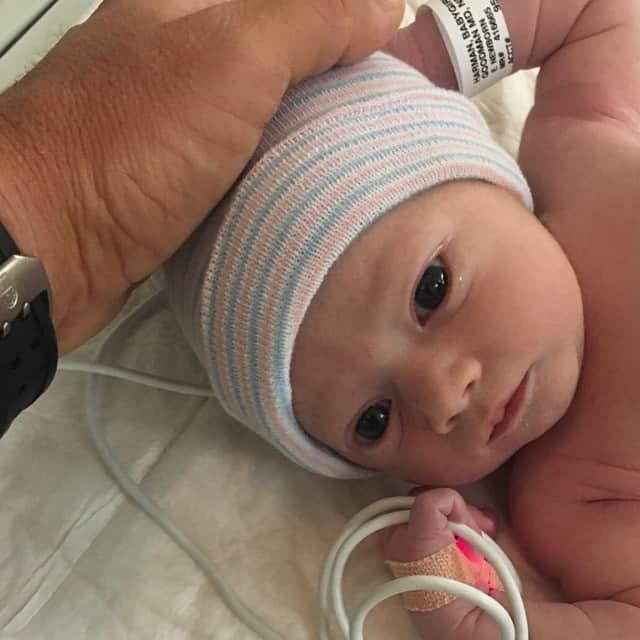 ブライアン・ハーマンのインスタグラム：「Welcome to the world sweetheart. #coopermarieharman」