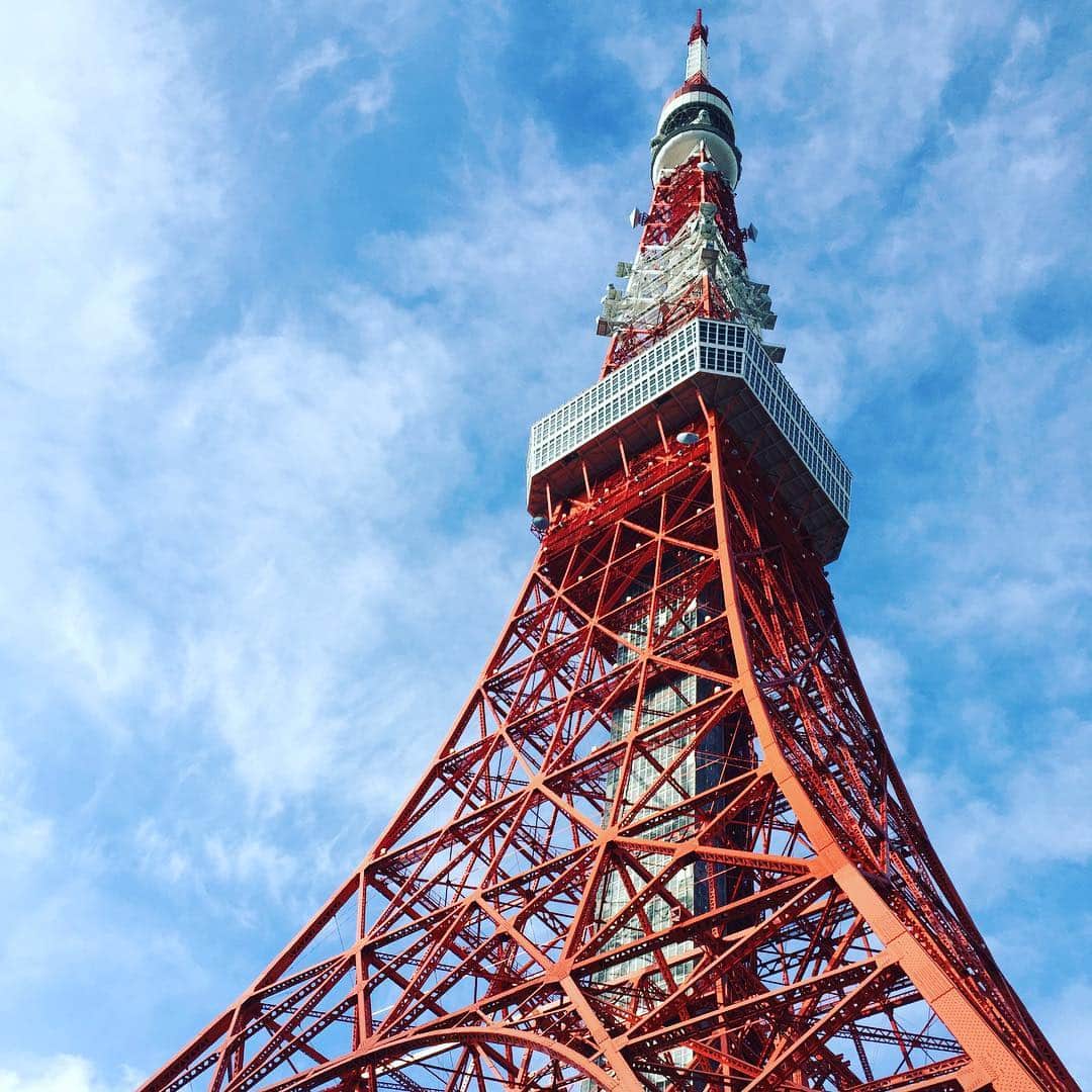 グッドパートナー 無敵の弁護士のインスタグラム：「今日も元気に撮影中  #グッドパートナー #やっぱり東京タワーが好き」