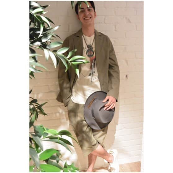 CPCMさんのインスタグラム写真 - (CPCMInstagram)「WILLY CHAVARRIA  jacket ¥67,000-(+TAX) half pant ¥40,000-(TAX) MADE WORN Tee ¥22,000-(TAX) Bona Capello Hat ¥39,000-(+TAX) Vintage Zuni Necklace C.1970's ¥128,000-(+TAX) Zespà shoe ¥45,000-(+TAX) #willychavarria #jacket #shorts #halfpants #madeworn #queen #bonacapello #hat #zespa #mensshoes」6月11日 15時29分 - cpcm.official