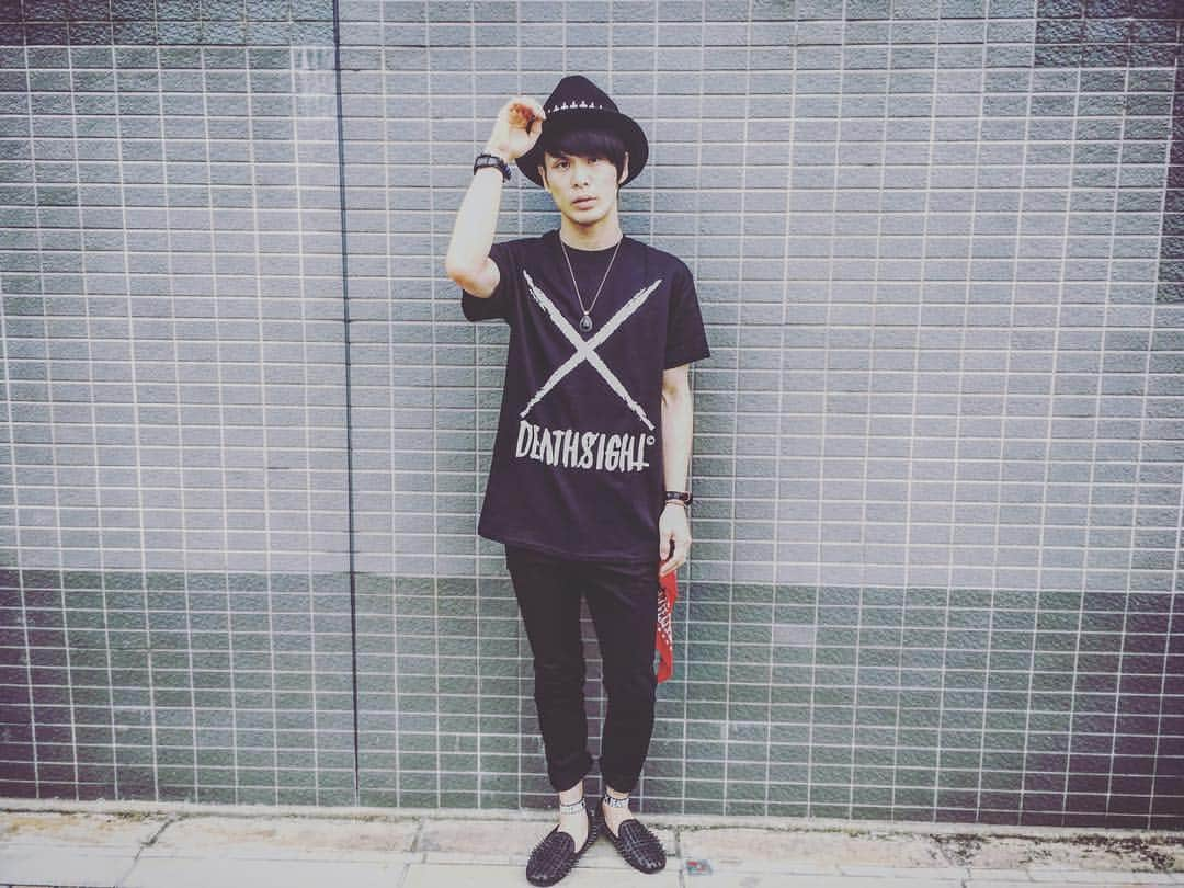 左迅さんのインスタグラム写真 - (左迅Instagram)「新ブランド「deathsight」Tees」6月13日 18時15分 - satoshi_grgm