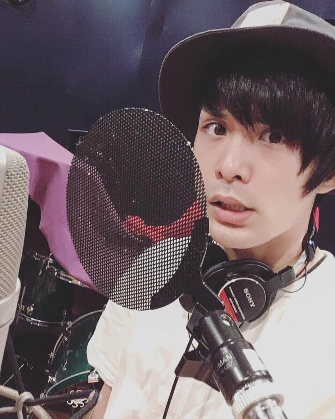 左迅のインスタグラム：「Last songの歌録りしてきました。精一杯を込めて。届け。」