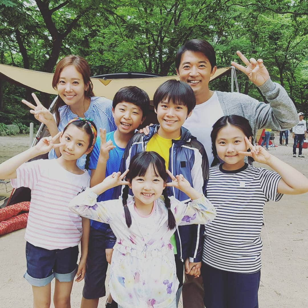 アン・ジェウクさんのインスタグラム写真 - (アン・ジェウクInstagram)「#아이가다섯#kbs2 #주말연속극 #캠핑 ~~~^^ #소유진」6月15日 0時02分 - steelajw6796