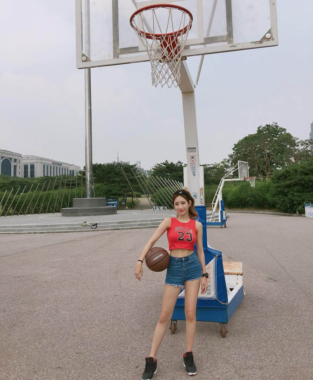 イェ・ジョンファさんのインスタグラム写真 - (イェ・ジョンファInstagram)「23🏀」6月15日 13時21分 - yejunghwa