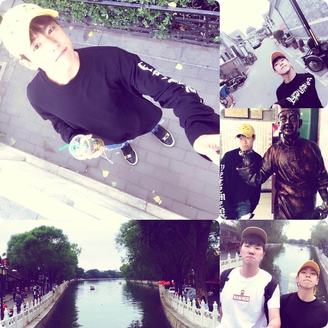 イ・ヒョヌのインスタグラム：「In Beijing🙌 다시 촬영하러 청도로 가볼까 쨔요!!#나때문에고생하는우리형슈아이꽌밍사랑해요❤️간식좀많이사주세요🤔」