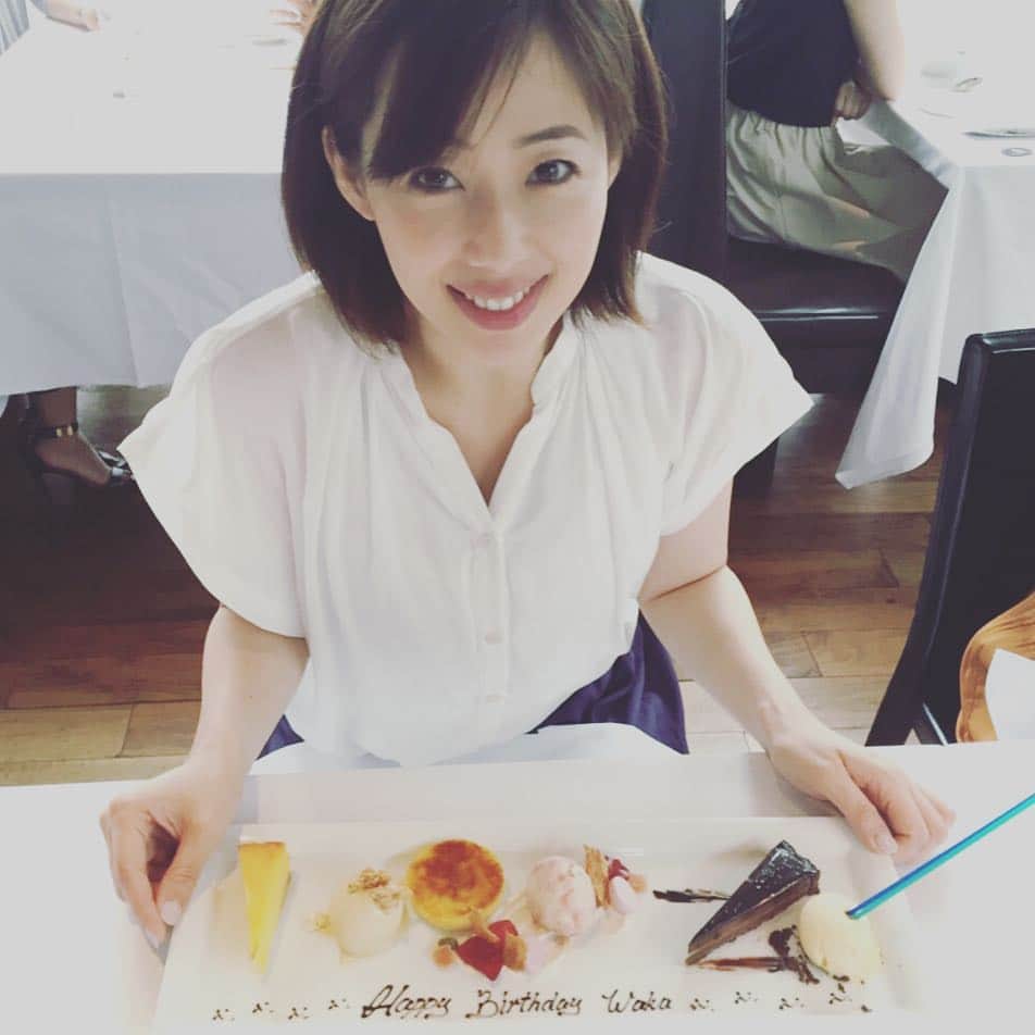 井上和香さんのインスタグラム写真 - (井上和香Instagram)「Instagramはじめました！ これからよろしくお願いします♡  #井上和香 #はじめてのインスタ #よろしく #36歳 #誕生日会ランチ #いくつになってもお祝いしてもらえるのは嬉しい」6月18日 11時12分 - inoue_waka