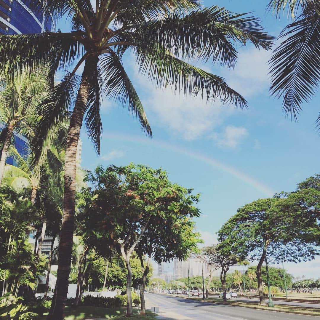 Mermaid Creation Hawaiiのインスタグラム：「After work rainbow✨  #Hawaii #rainbow #ハワイ #虹」