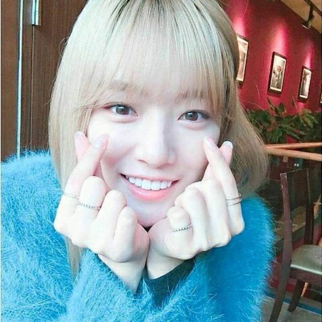 ウジュ のインスタグラム