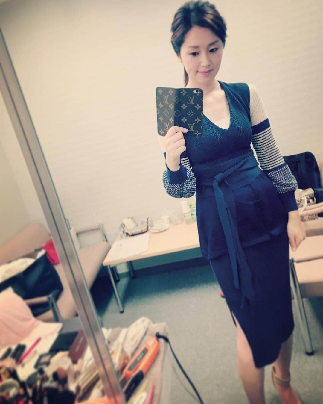笛木優子のインスタグラム：「仕事で大阪に来ています💙 明日朝 あさパラ！ 読売テレビ9:25から に出演します💜  関西方面の方は是非みてくださいね💛 #mamemamemame  저 오사카에 왔어용 낼아침에 생방송에 나와요 꼭 체크 해요~~」