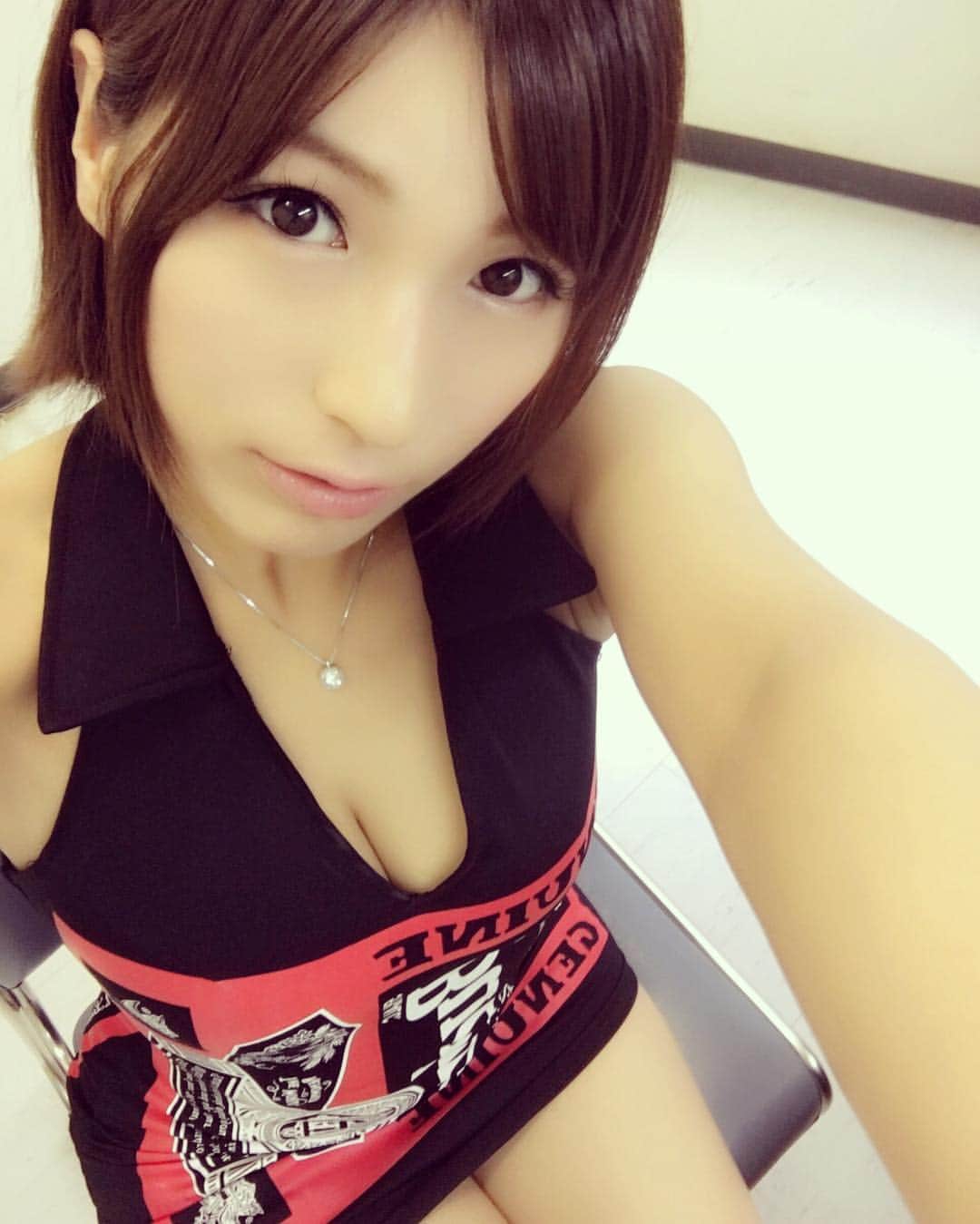 星野ナミのインスタグラム：「ブラックバドガール🍻❤︎」