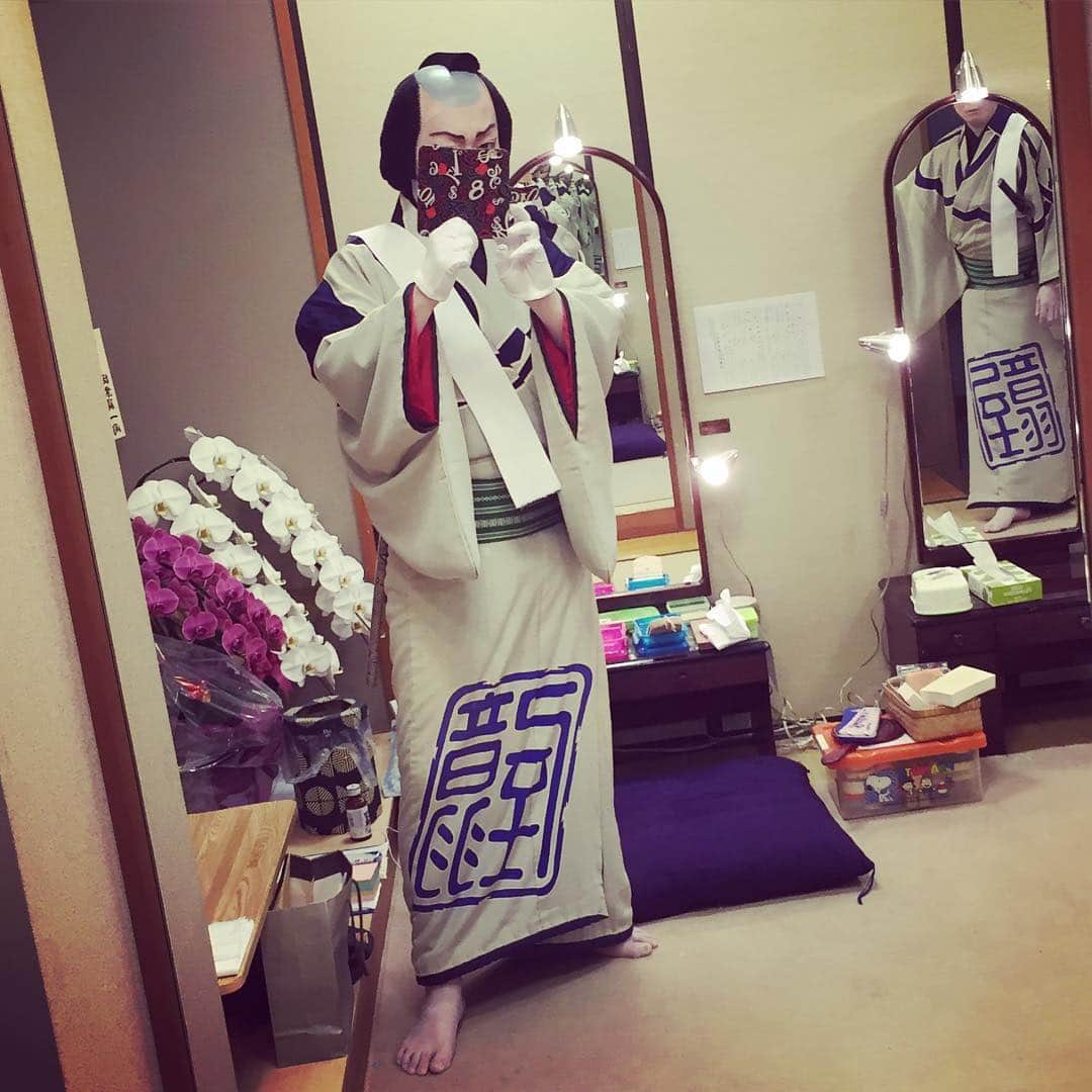 坂東亀三郎さんのインスタグラム写真 - (坂東亀三郎Instagram)「博多座千穐楽。 ３０代最後の舞台でした。 #博多座 #千穐楽」6月26日 21時52分 - otowayabando