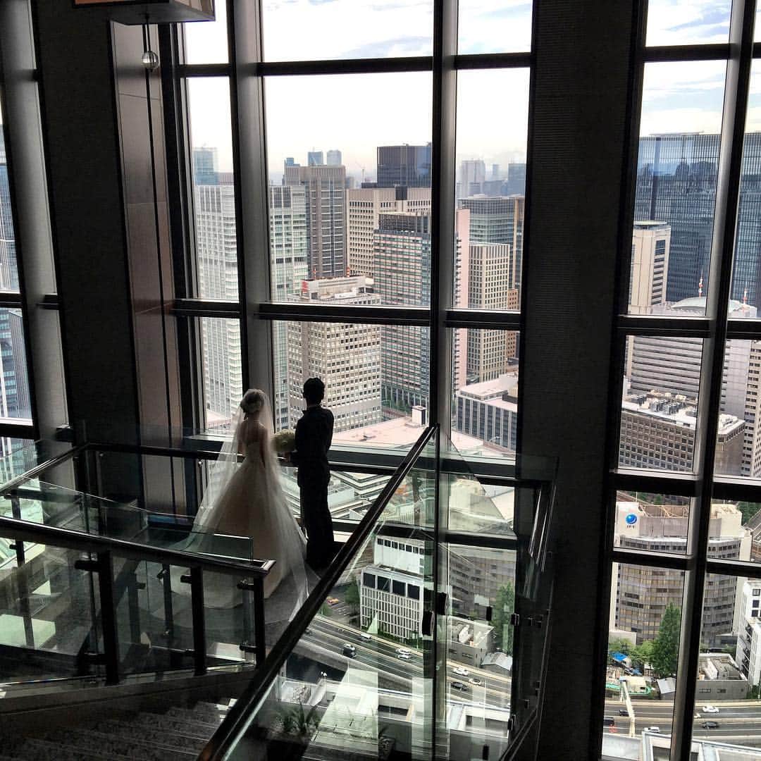 森泉謙治のインスタグラム：「マンダリンオリエンタル東京 #theglobes #wedding #makeup #hair #Mandarin Oriental Hotel #マンダリンオリエンタル」