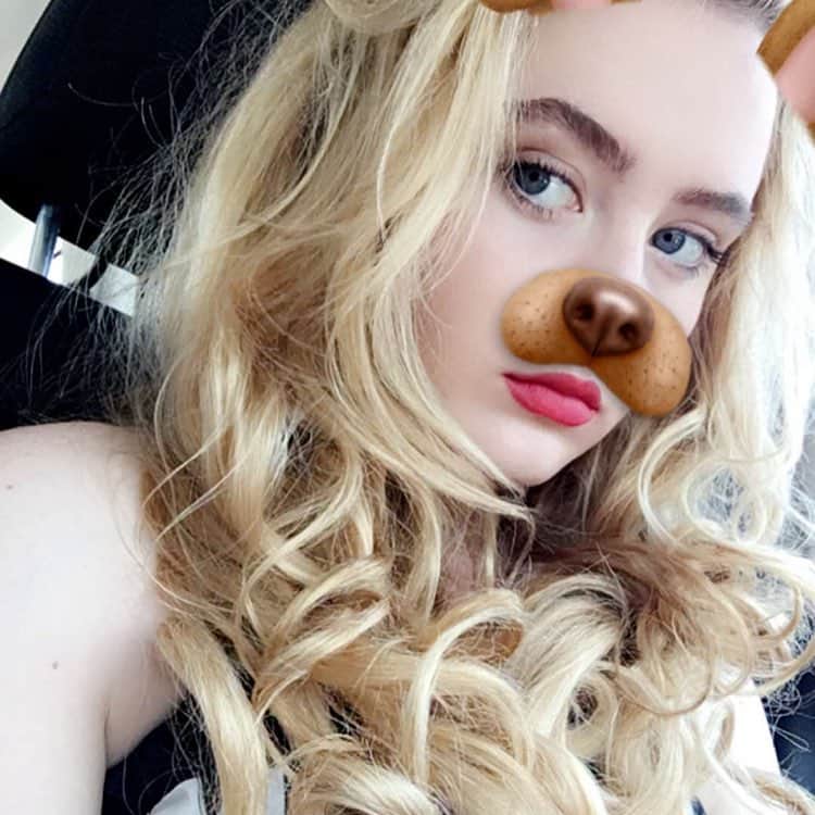 キャスリン・ニュートンのインスタグラム：「Prettyyyy❤️❤️❤️」