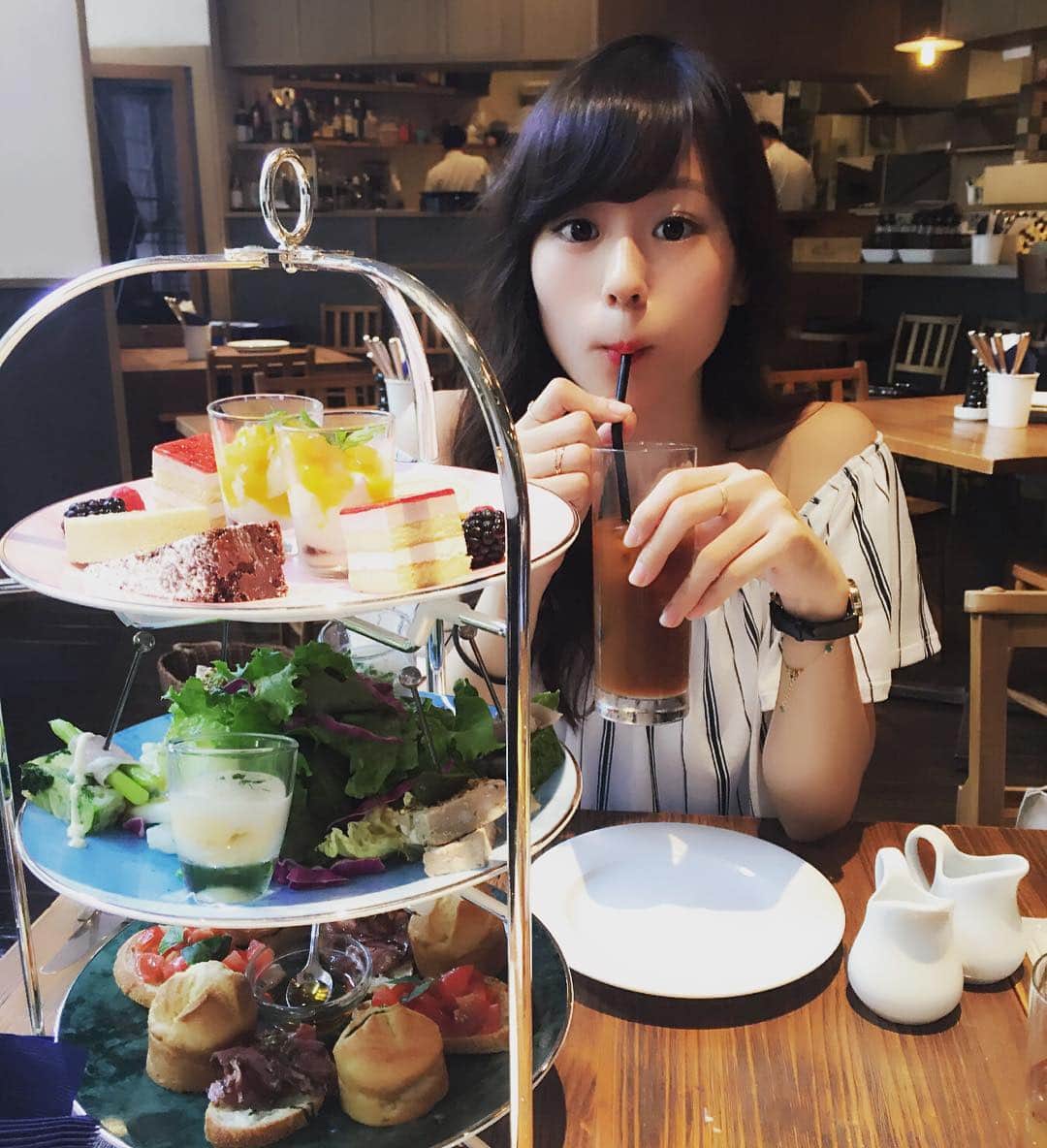 曲渕伊代のグルメインスタ