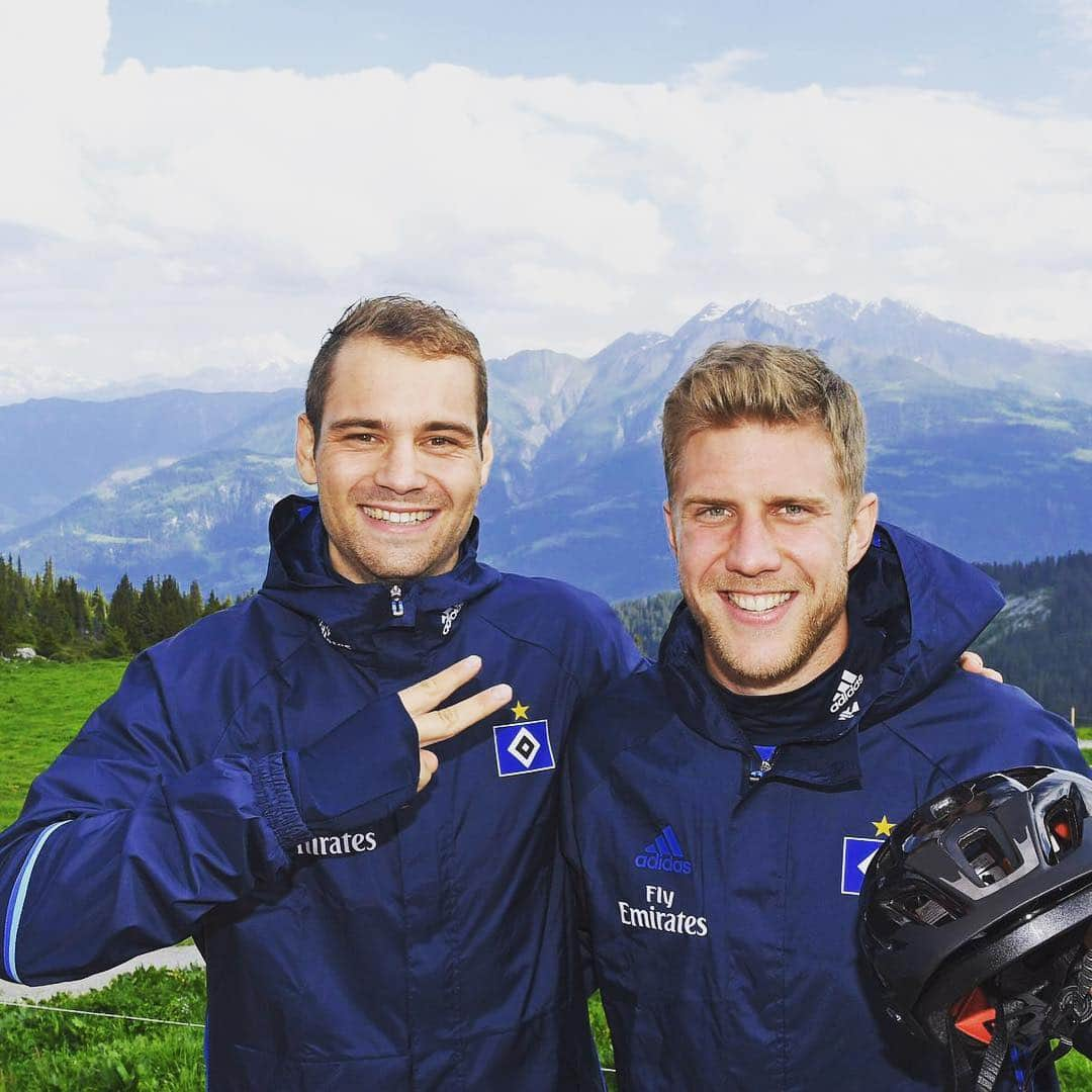 スベン・シプロックのインスタグラム：「Traininglager  Fahrradtour 🚵💨💨💨💨💨」