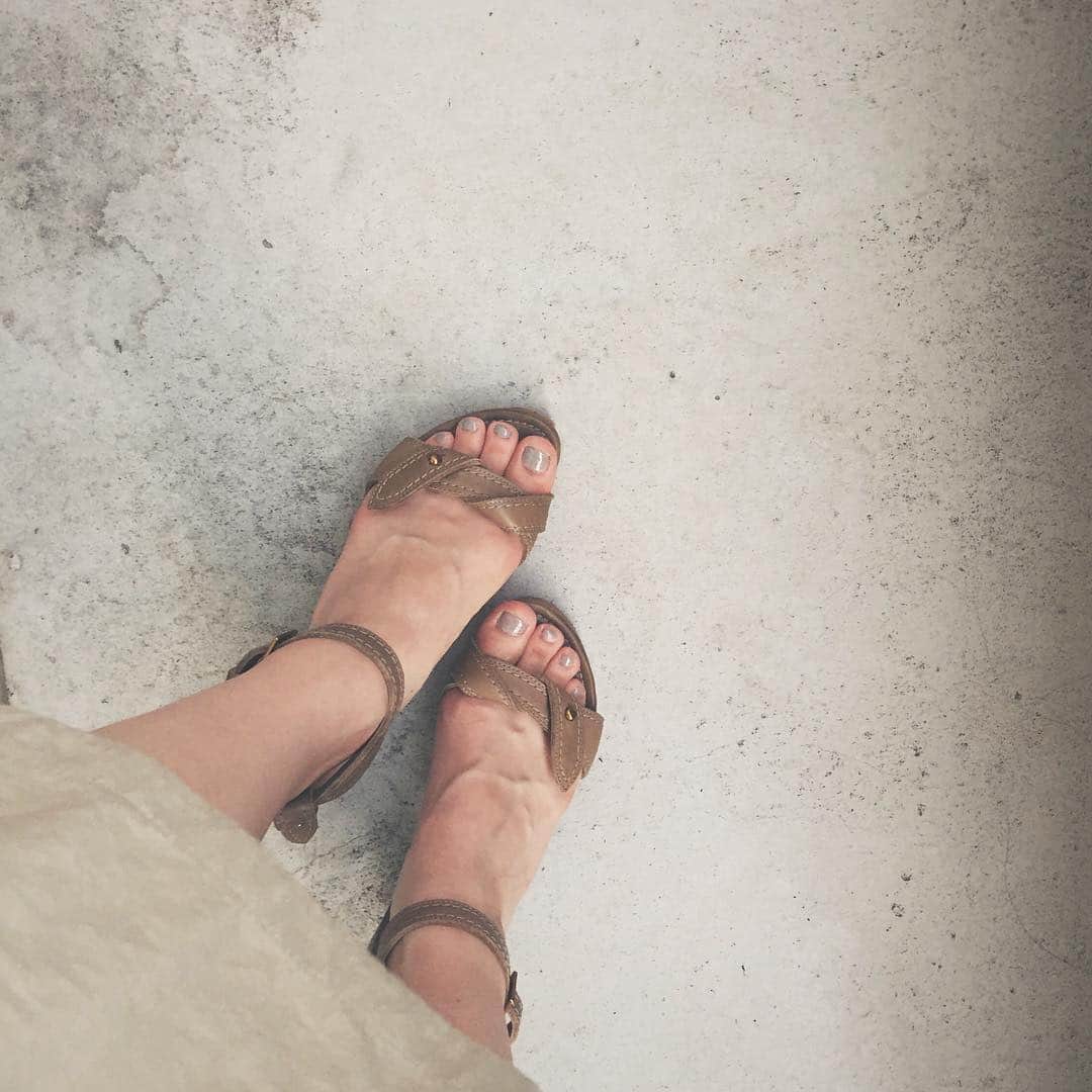 森本奈緒さんのインスタグラム写真 - (森本奈緒Instagram)「うそみたいな偶然が重なって、届いたの。大事にします。ありがとうございます♡ #pippichic #shoes #thanks #happiness #NAOitem」7月2日 18時57分 - naomorimoto