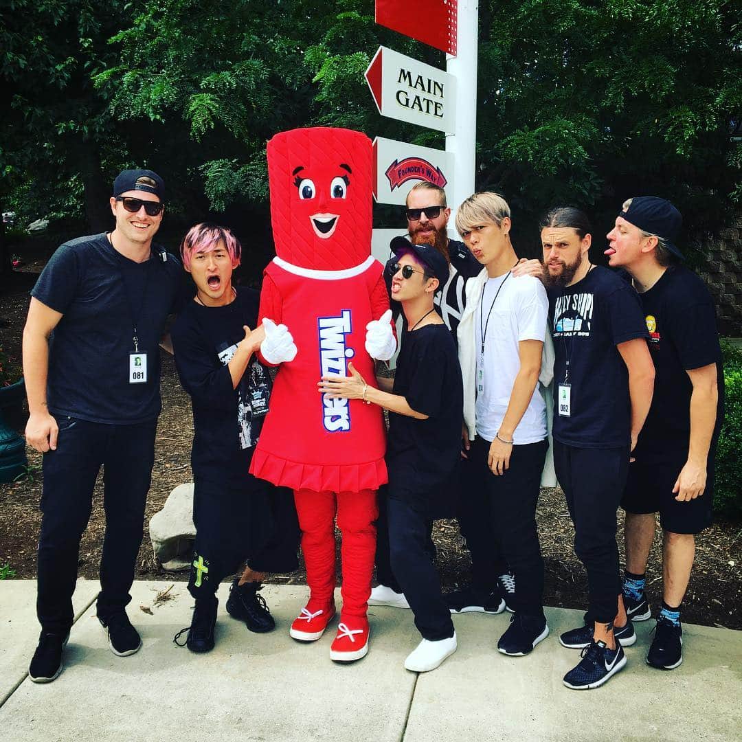 Ryota さんのインスタグラム写真 - (Ryota Instagram)「Today is day 3 and this tour is already so much fun! Tonight is going to be great! We are in Hershey Park🤘 #5sostour」7月3日 3時47分 - ryota_0809
