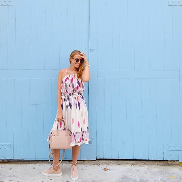 ラウルのインスタグラム：「@by.osquare picked the Prairie Dress for their summer vacation in Singapore. We approve! ☀️🌺🍹 . . . . . . . . . . #raoulfashion #ootd #outtfitoftheday #pastel #fashion #styleinspiration #instastyle #fashionbloggers」